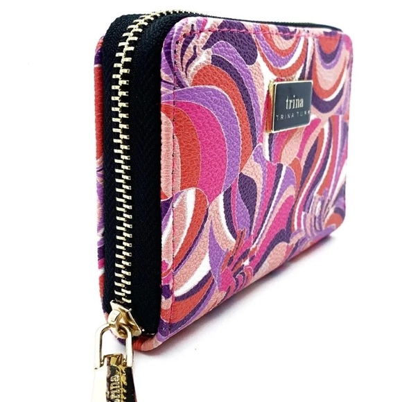 Trina Turk Sea Anemone Small Zip Around New With Tags - Picture 3 of 4